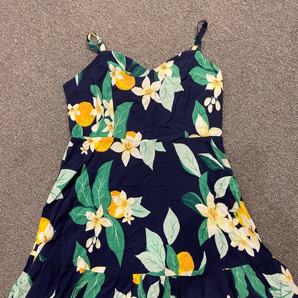 Old Navy Dresses & Skirts - Sun Dress